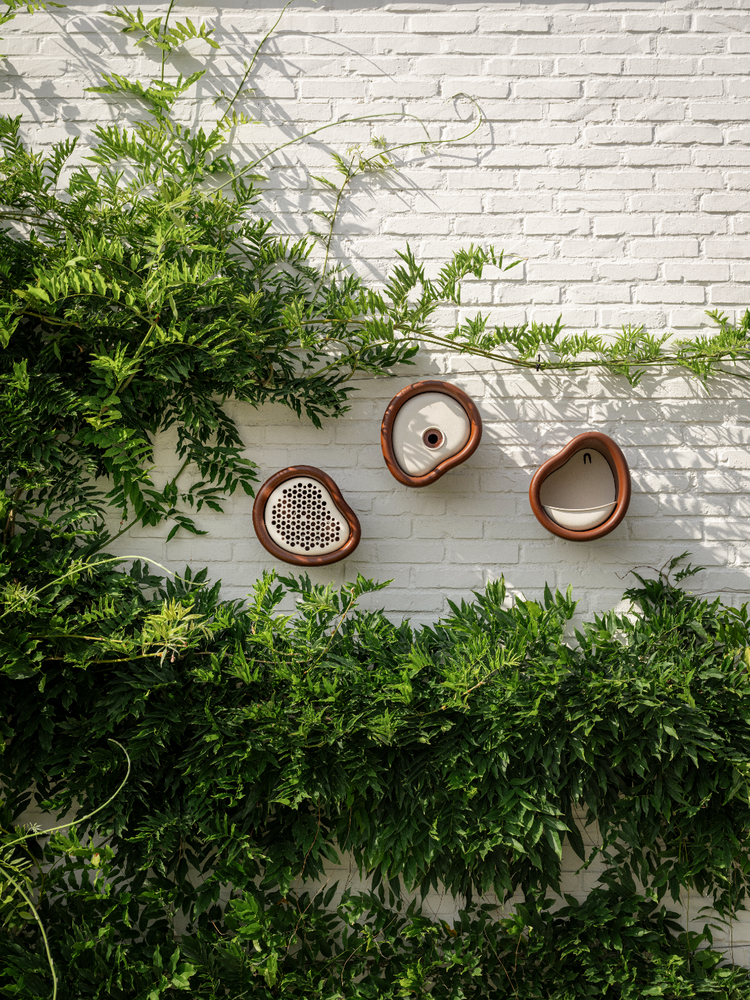 Organic Bee Hotel 25